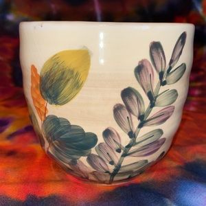 LARGE COFFEE CUP BY HOME TRENDS